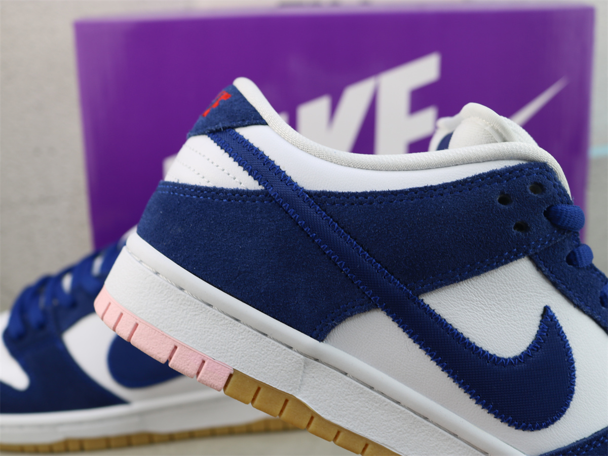 M Batch Nike Dunk Low SB Los Angeles Dodgers DO9395 400